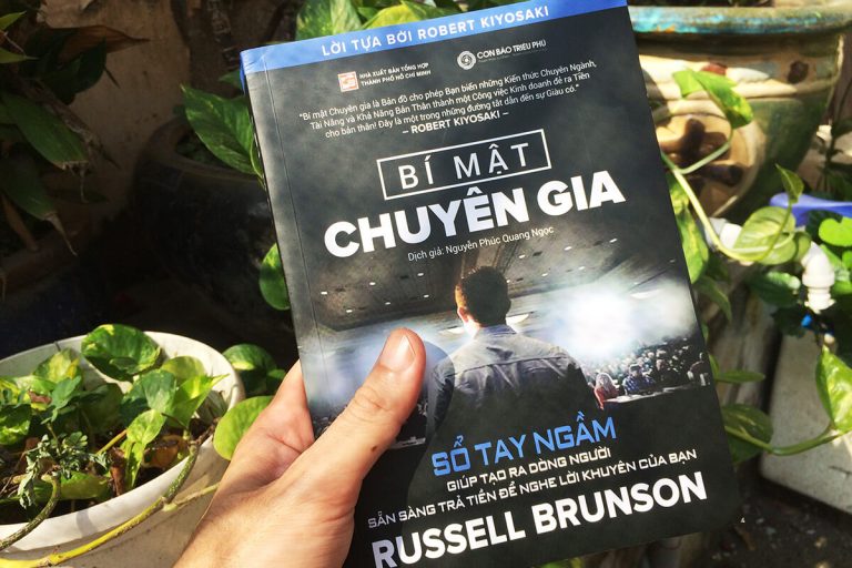 Tóm Tắt sách Bí mật chuyên gia – Russell Brunson